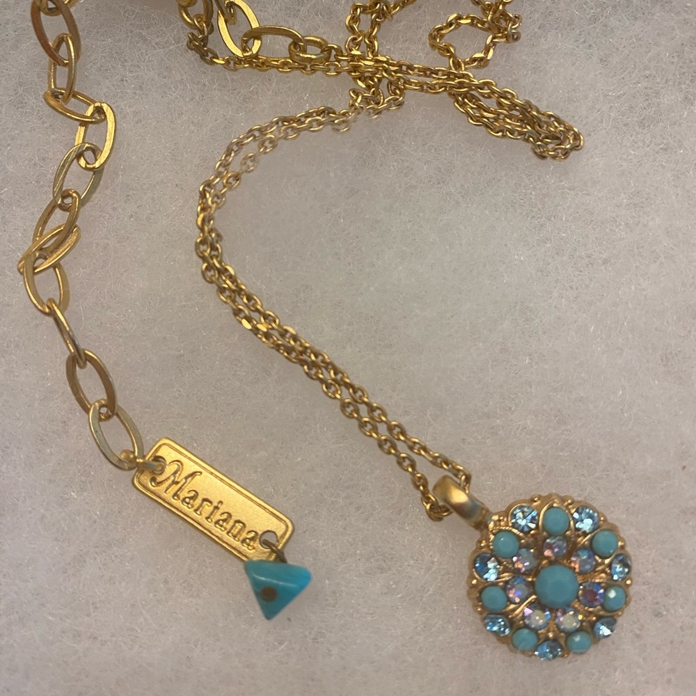 Mariana guardian Angel necklace